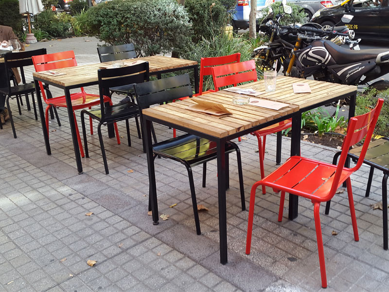 La Mensajeria Terraza